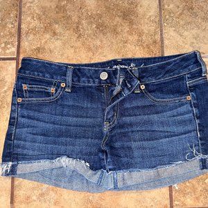 American Eagle Stretch Jean Shorts sz 10